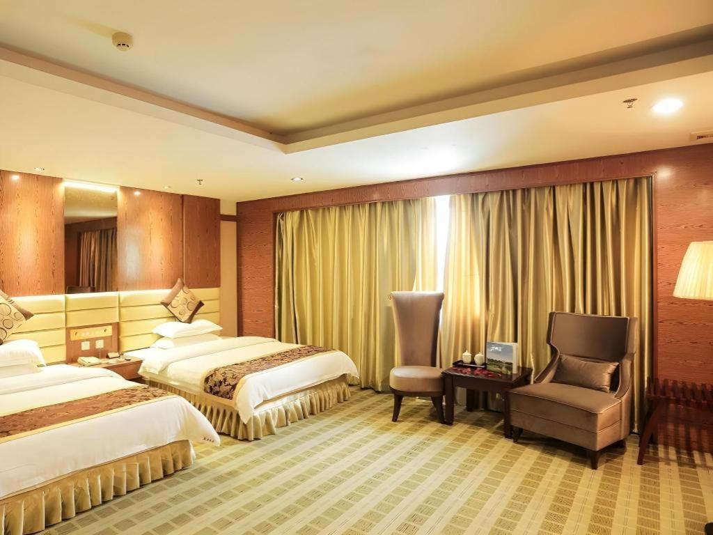 Airport Liwan Hotel Guangzhou Exterior photo